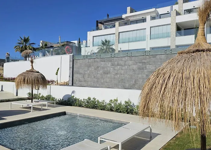 Luxury Blue Maritimo 2 Bedrooms Artola Homes Cabopino *