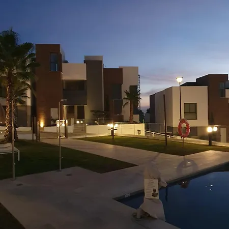 Luxury Blue Maritimo 2 Bedrooms Artola Homes Cabopino ماربيا