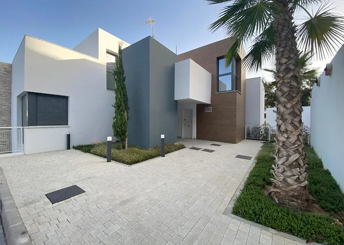 Апартаменти Luxury Blue Maritimo 2 Bedrooms Artola Homes Cabopino