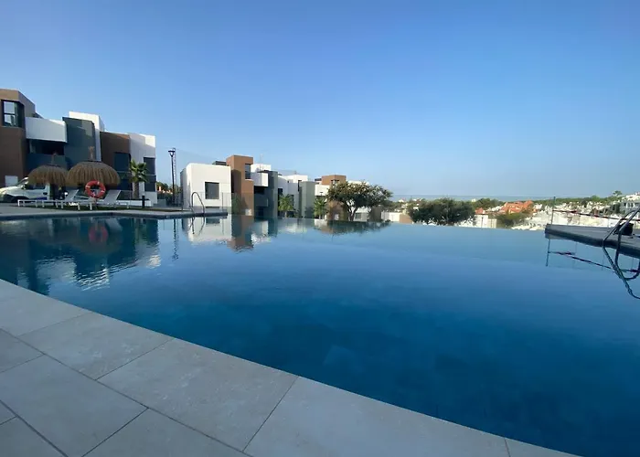 Luxury Blue Maritimo 2 Bedrooms Artola Homes Cabopino * Марбелья