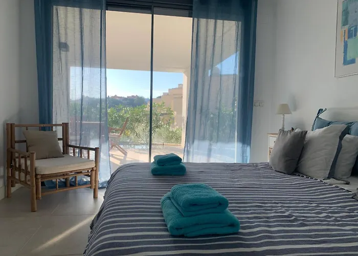 Апартаменти Luxury Blue Maritimo 2 Bedrooms Artola Homes Cabopino